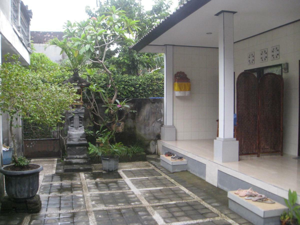 Erwin'S Guest Room Sanur  Exterior photo