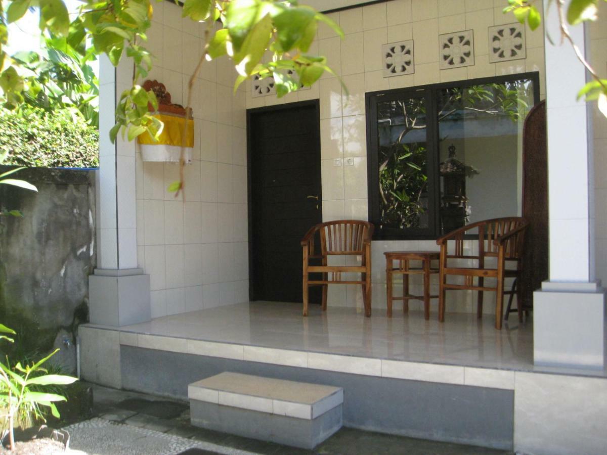 Erwin'S Guest Room Sanur  Exterior photo